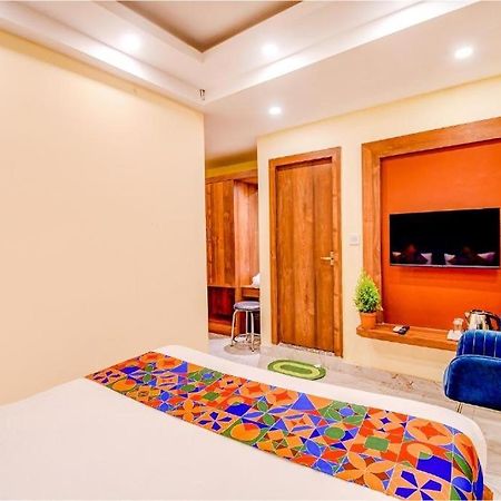 Hotel Aqua Tulip Kalkuta Zewnętrze zdjęcie