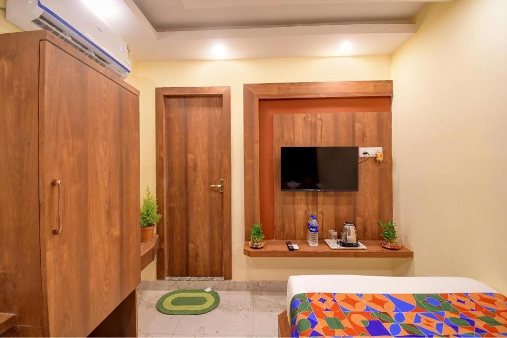 Hotel Aqua Tulip Kalkuta Zewnętrze zdjęcie